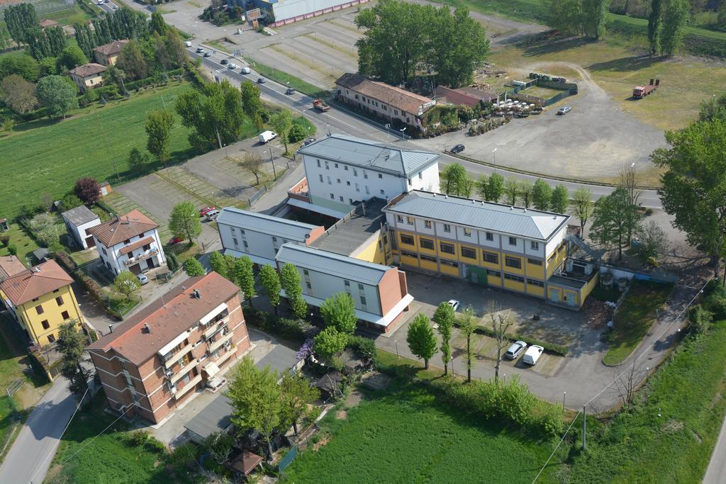 Hotel Riverside Modena Esterno foto