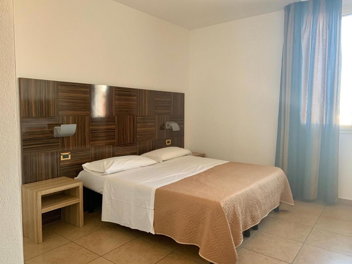 Hotel Riverside Modena Esterno foto